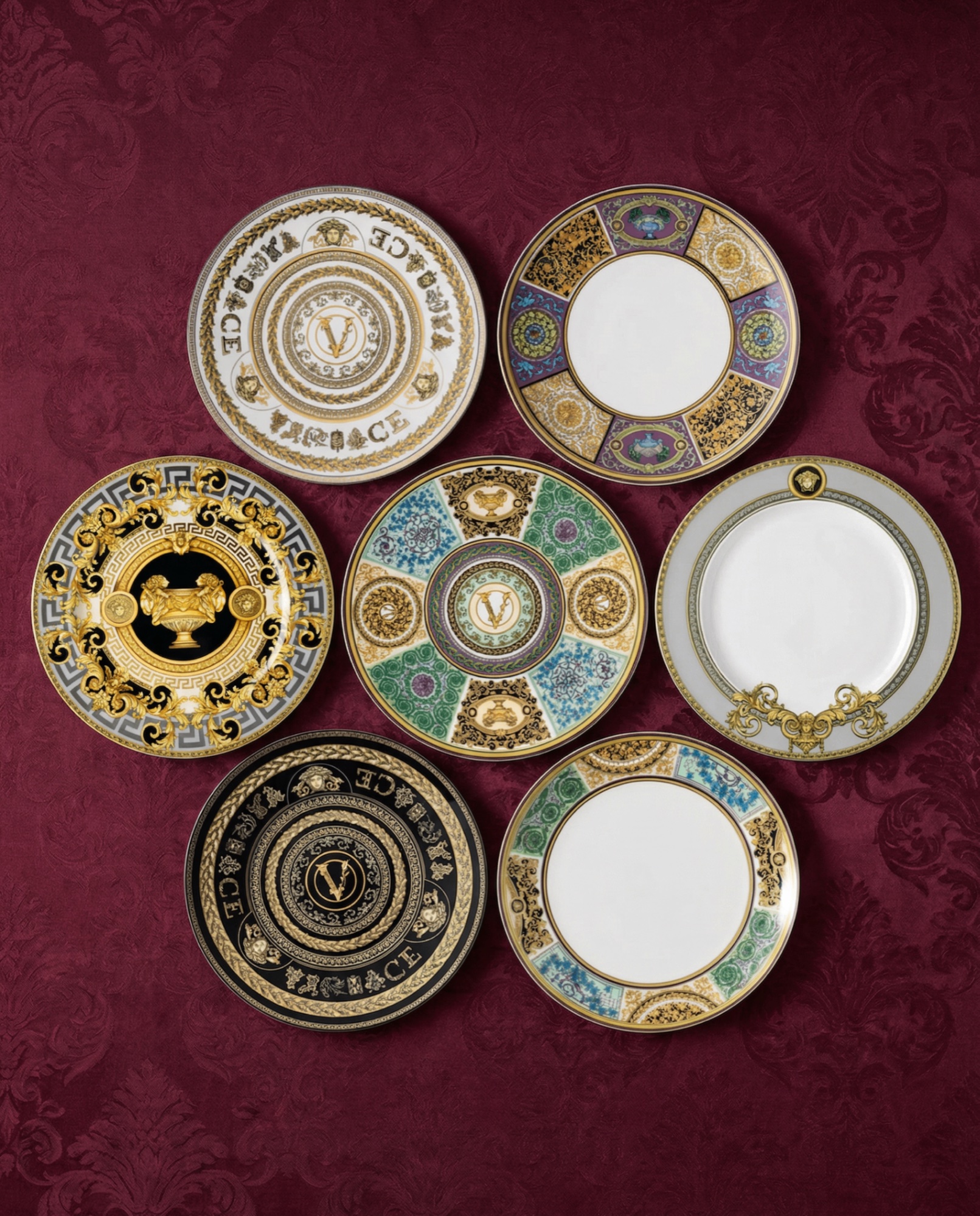 Interia Versace Plates